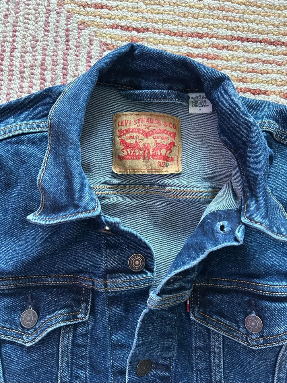 Levi's Dark Blue Denim Trucker Jacket - Picture 2 of 7